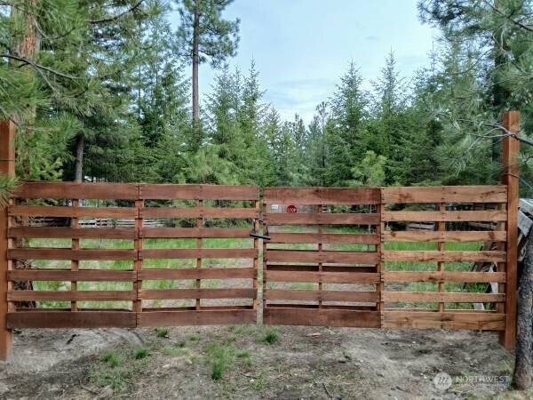 38 BROSER Way W, Tonasket, WA 98855