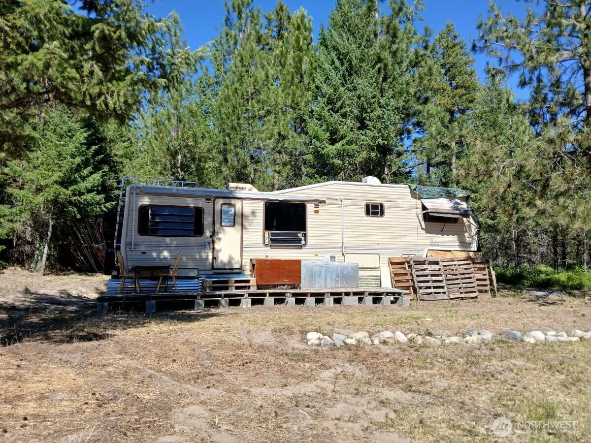38 BROSER Way W, Tonasket, WA 98855