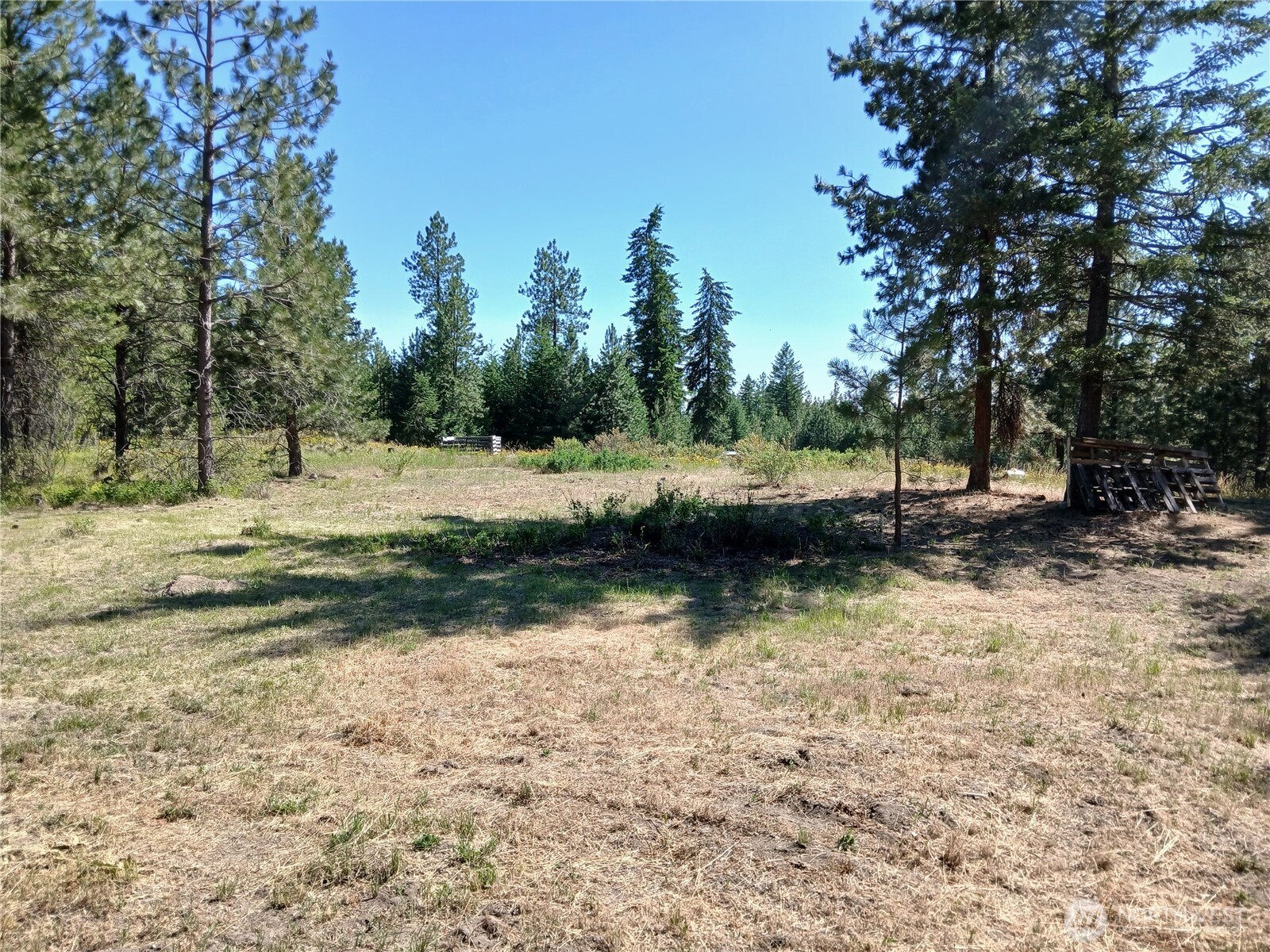 38 BROSER Way W, Tonasket, WA 98855