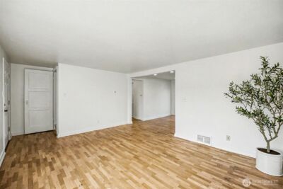 622 N Howard Street , Tacoma, WA 98406 - Photo 5