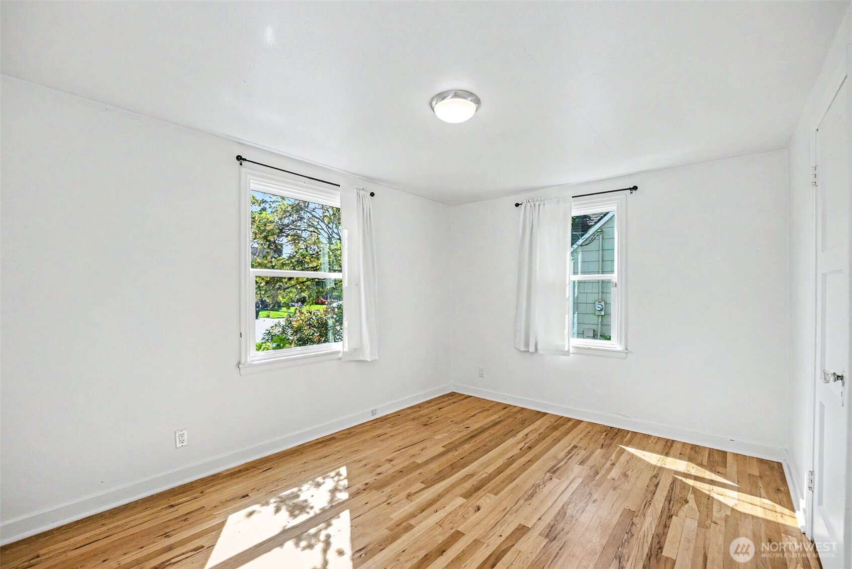 622 N Howard Street , Tacoma, WA 98406