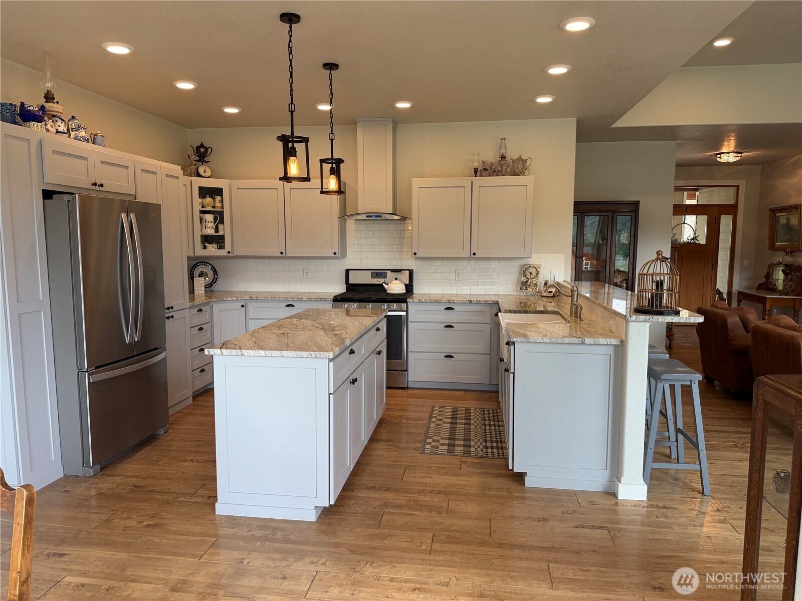53 Cape Labelle Road , Tonasket, WA 98855
