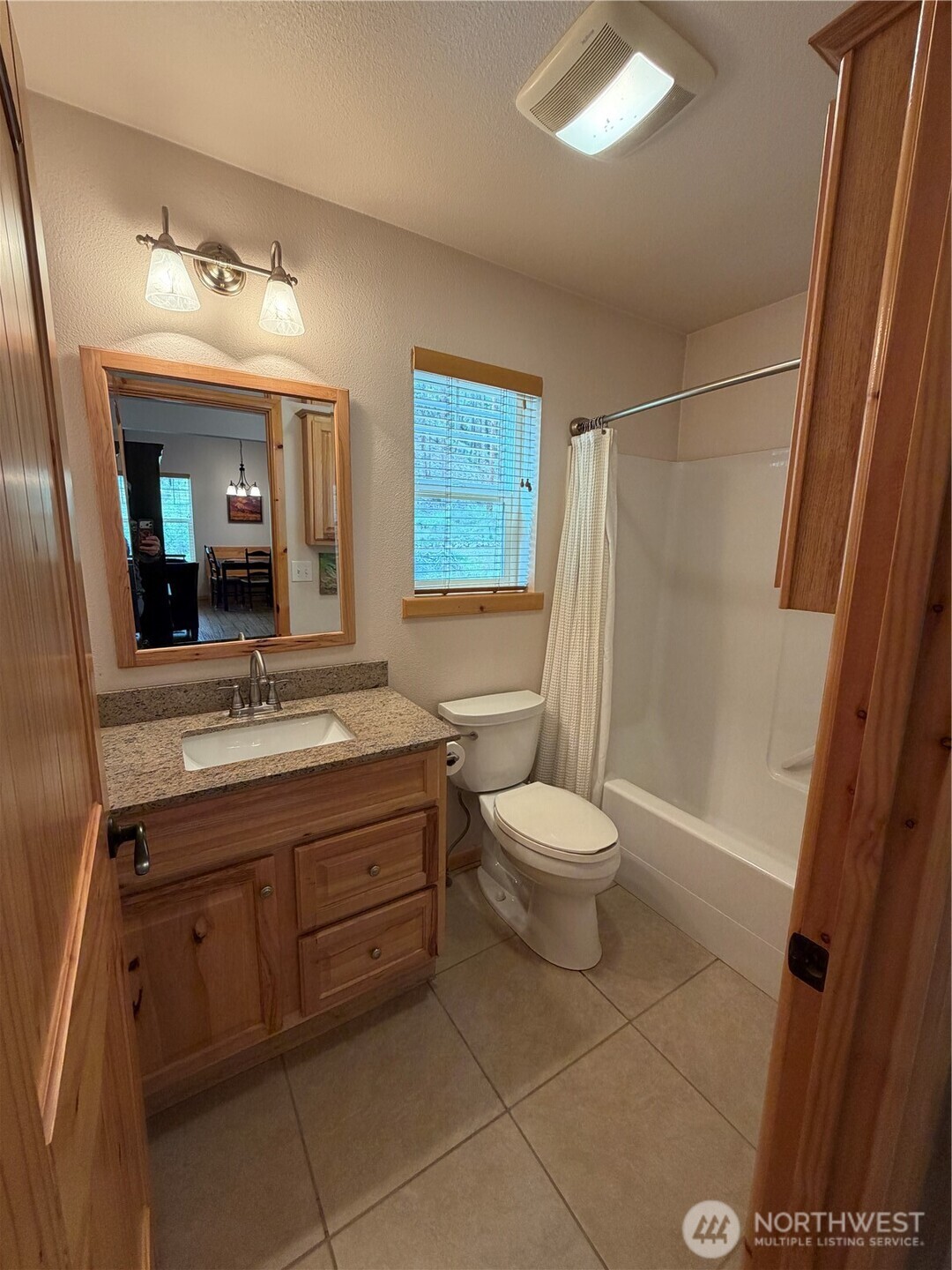 53 Cape Labelle Road , Tonasket, WA 98855