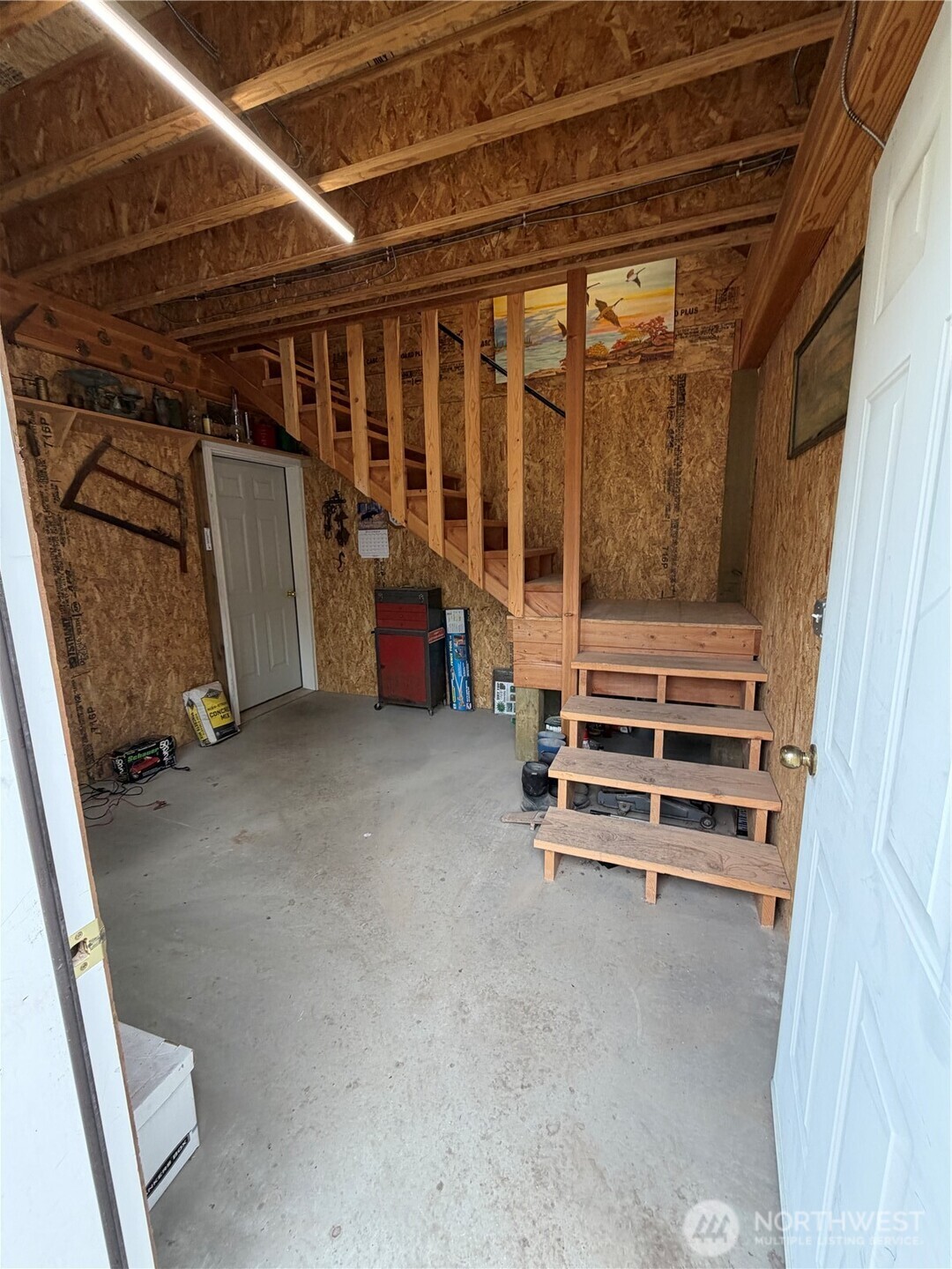 53 Cape Labelle Road , Tonasket, WA 98855