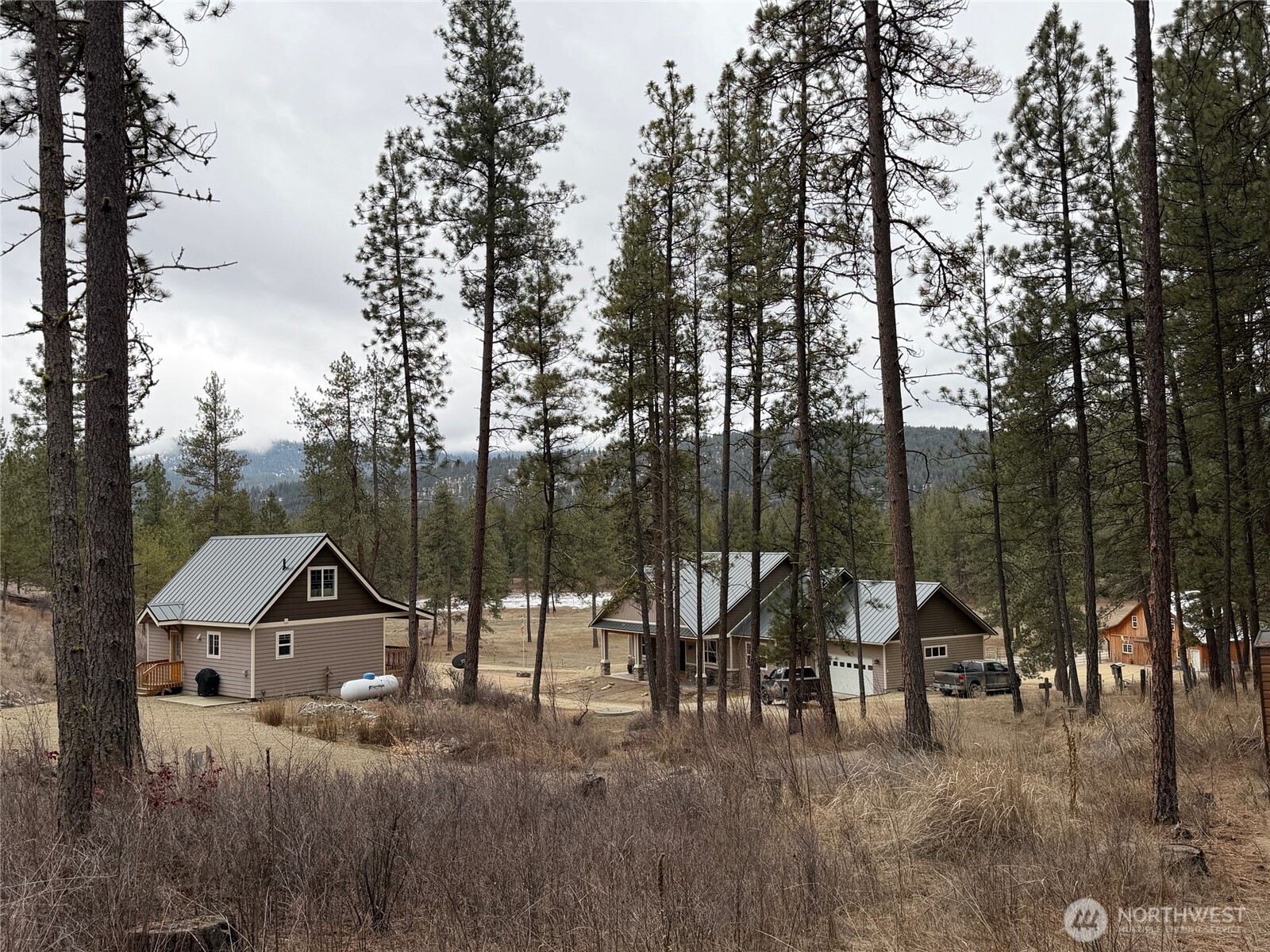 53 Cape Labelle Road , Tonasket, WA 98855