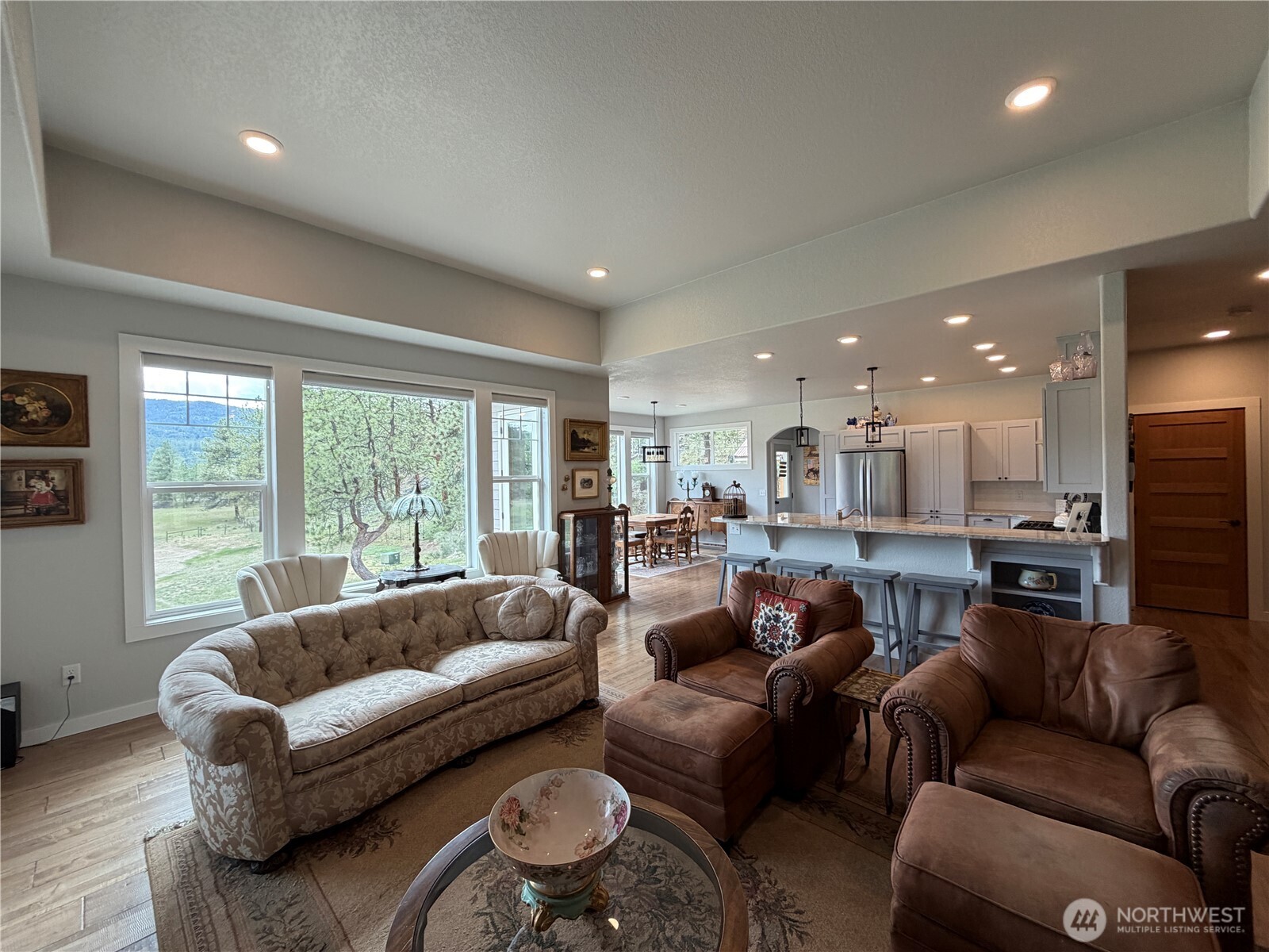53 Cape Labelle Road , Tonasket, WA 98855