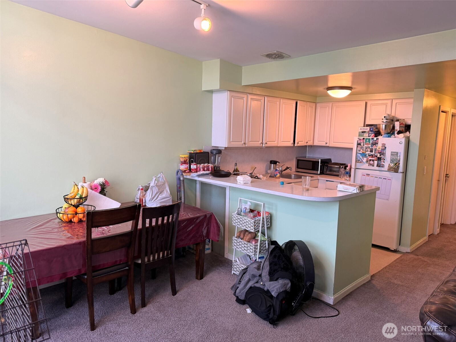 2109 W Raye Street , Seattle, WA 98199