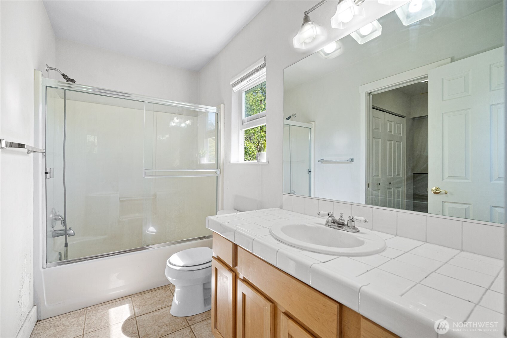 3604 Seneca Drive , Mount Vernon, WA 98273