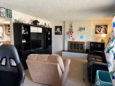605 Scott Drive , Centralia, WA 98531 - Photo 2