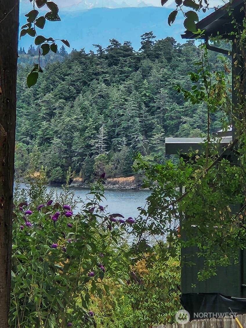 4985 Bakerview Road , Oak Harbor, WA 98277-0380