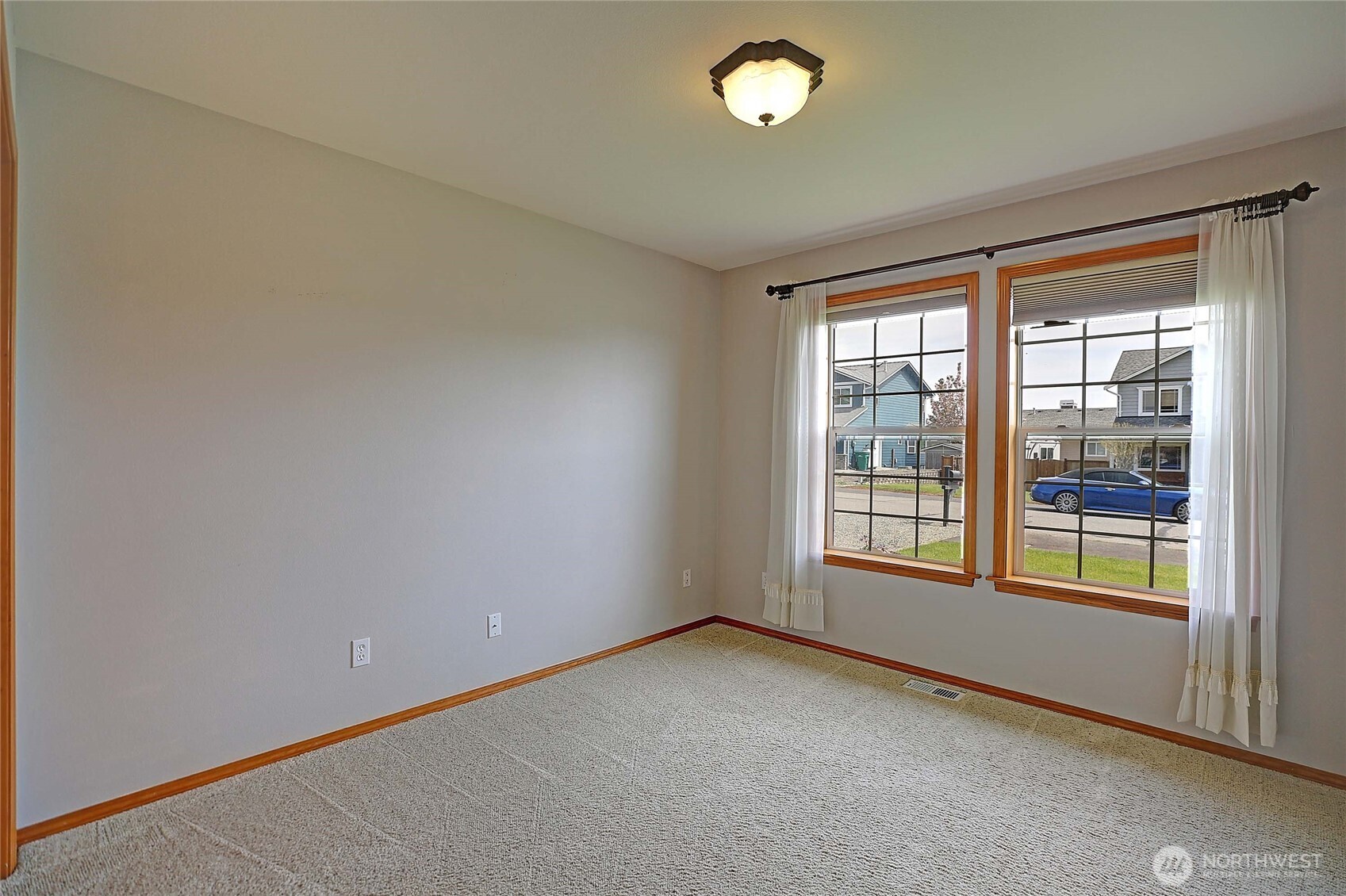 1148 Central Drive , Camano Island, WA 98282