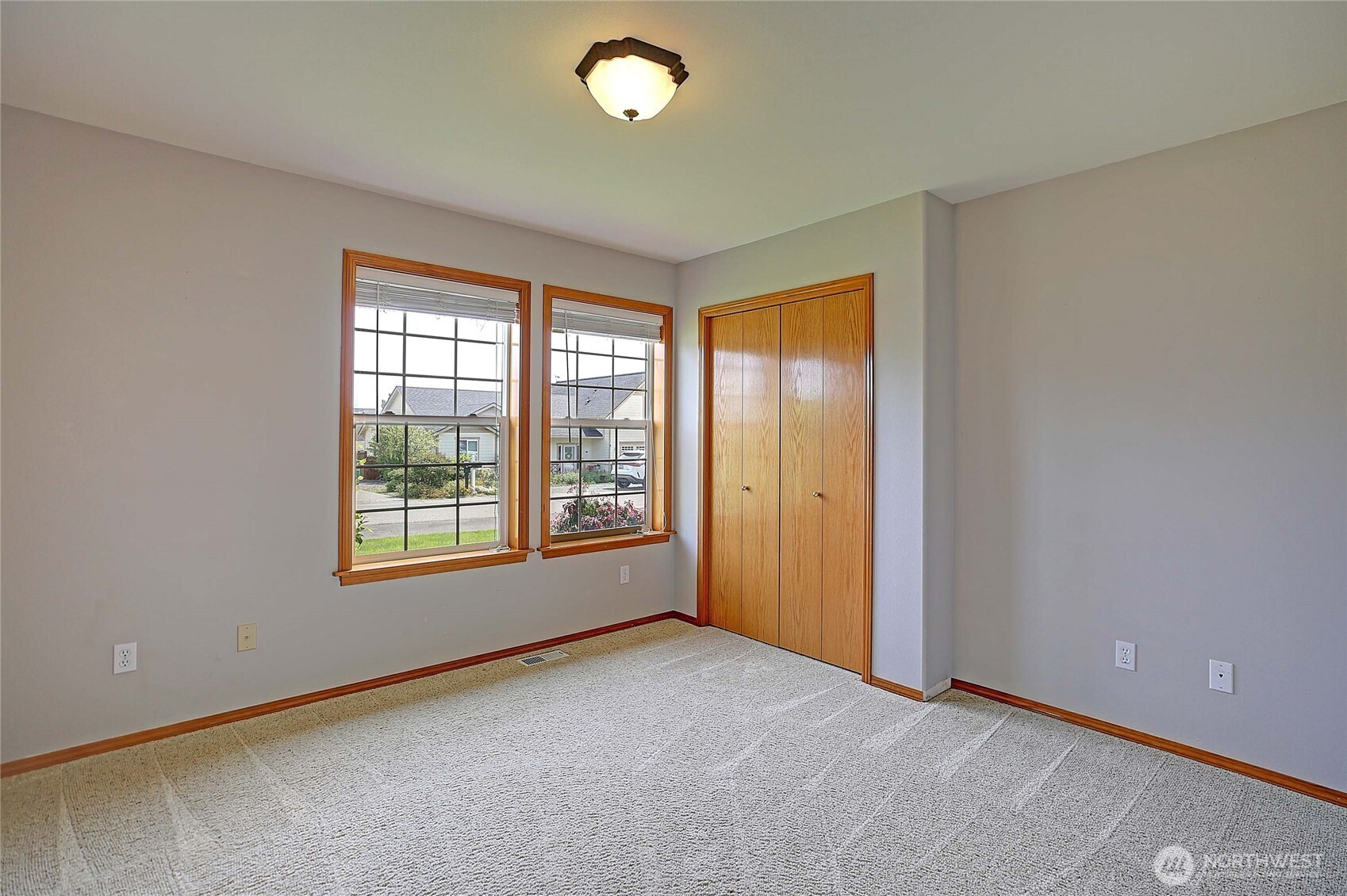1148 Central Drive , Camano Island, WA 98282