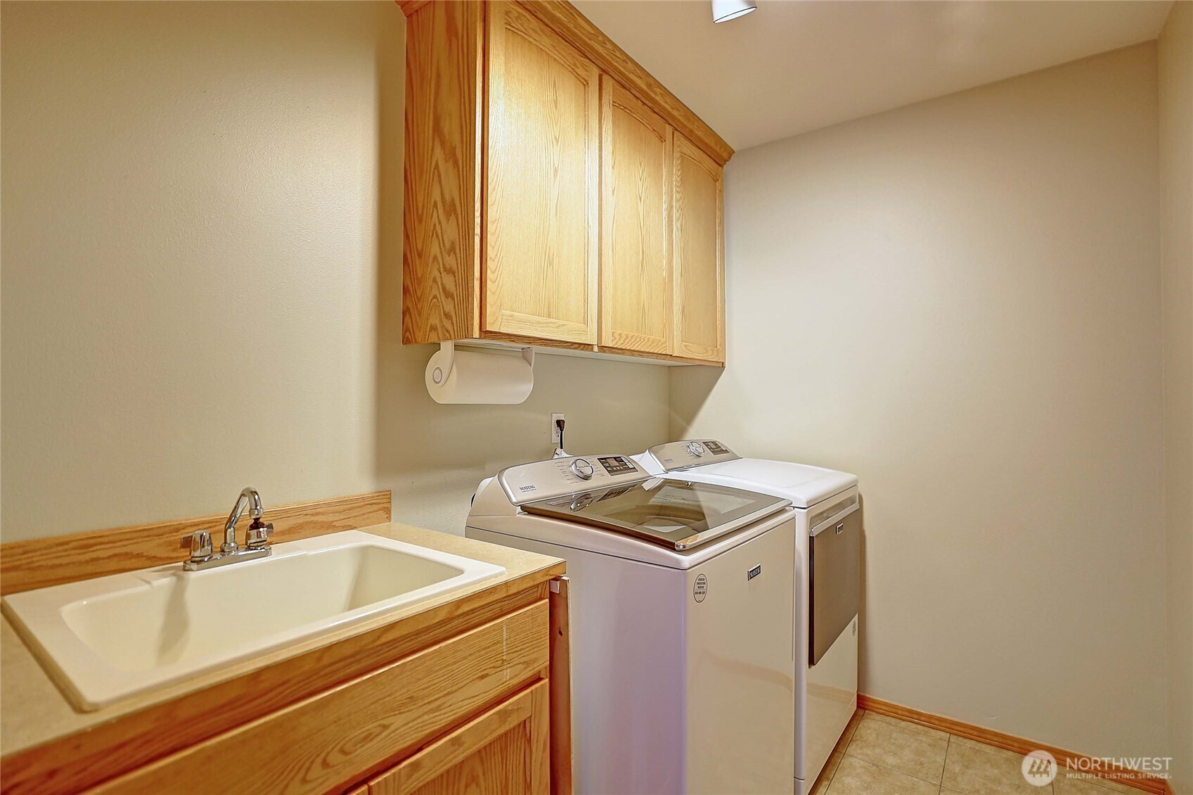 1148 Central Drive , Camano Island, WA 98282