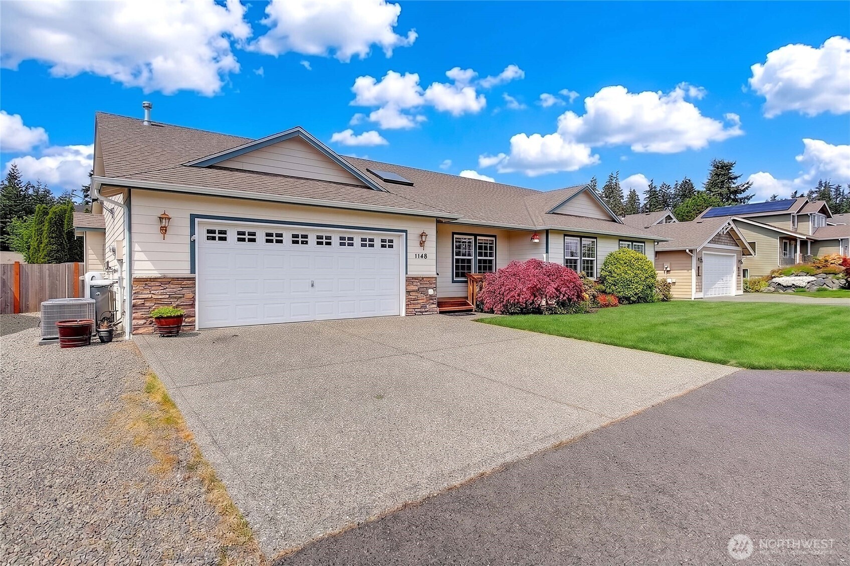 1148 Central Drive , Camano Island, WA 98282