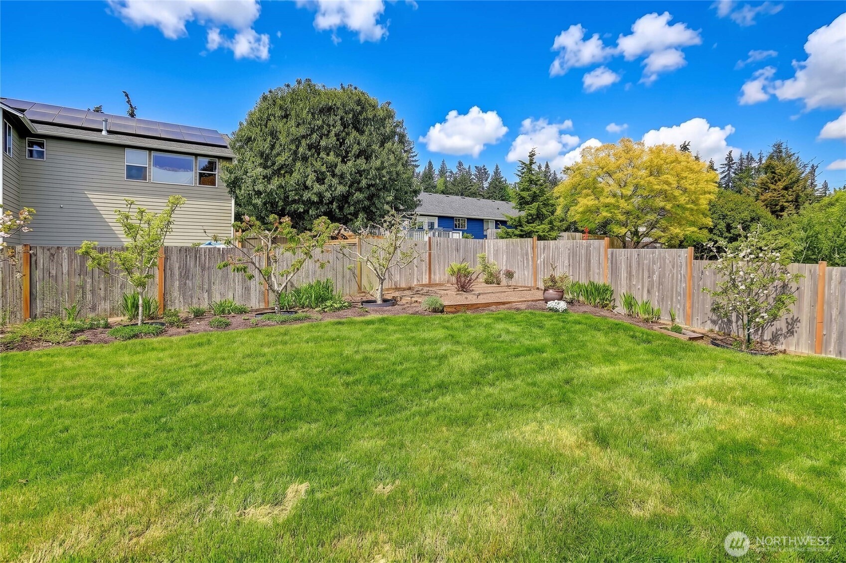 1148 Central Drive , Camano Island, WA 98282
