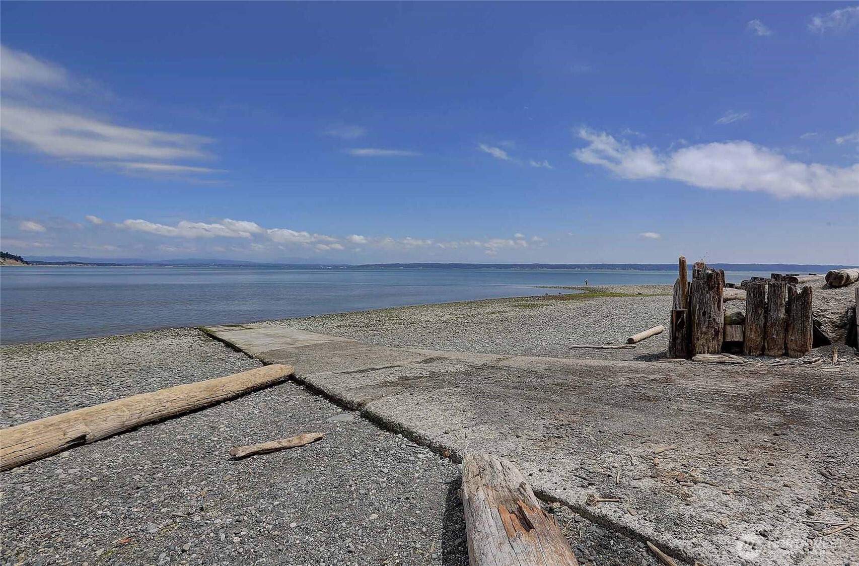 1148 Central Drive , Camano Island, WA 98282