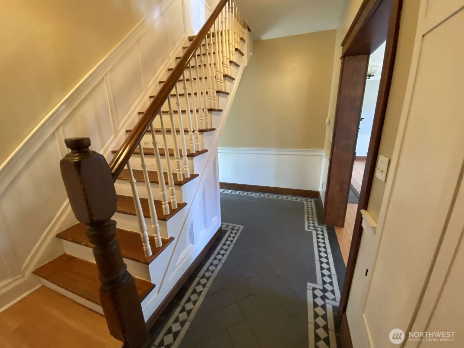 2824 N Lawrence Street , Tacoma, WA 98407