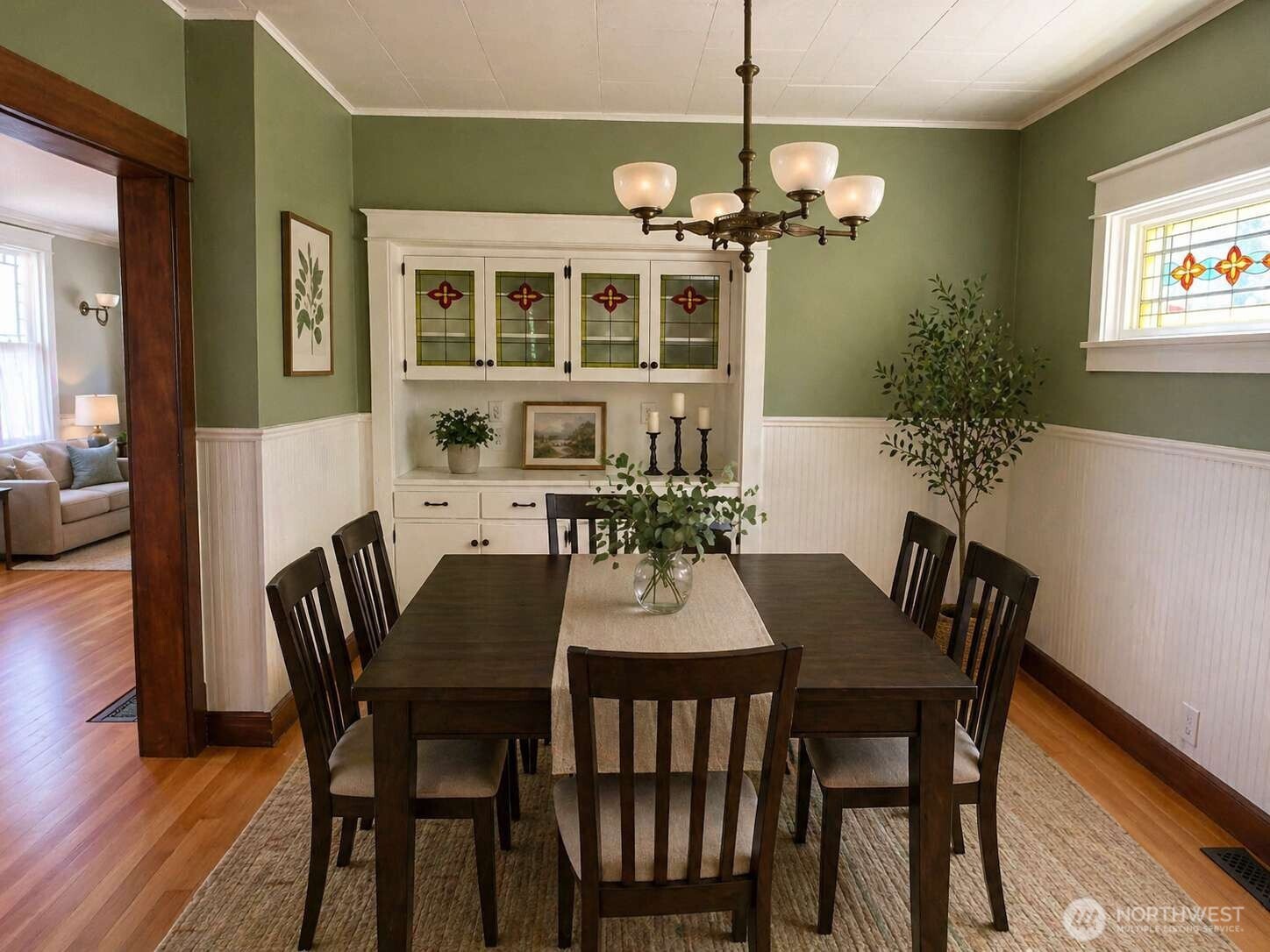 2824 N Lawrence Street , Tacoma, WA 98407