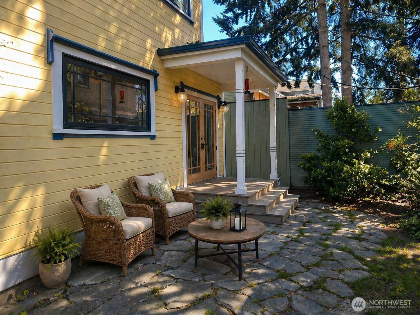 2824 N Lawrence Street , Tacoma, WA 98407