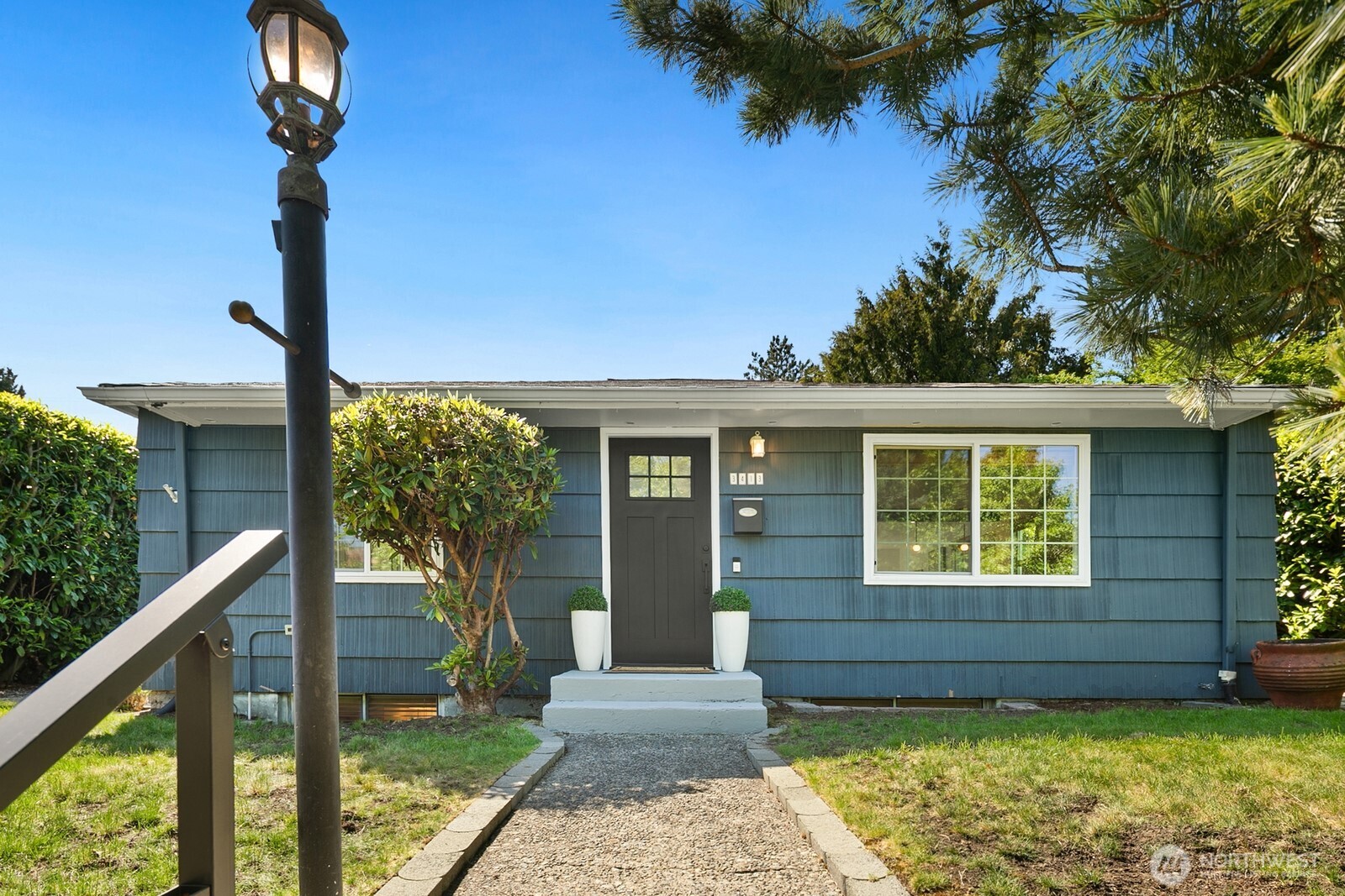 3413 48th Avenue SW, Seattle, WA 98116