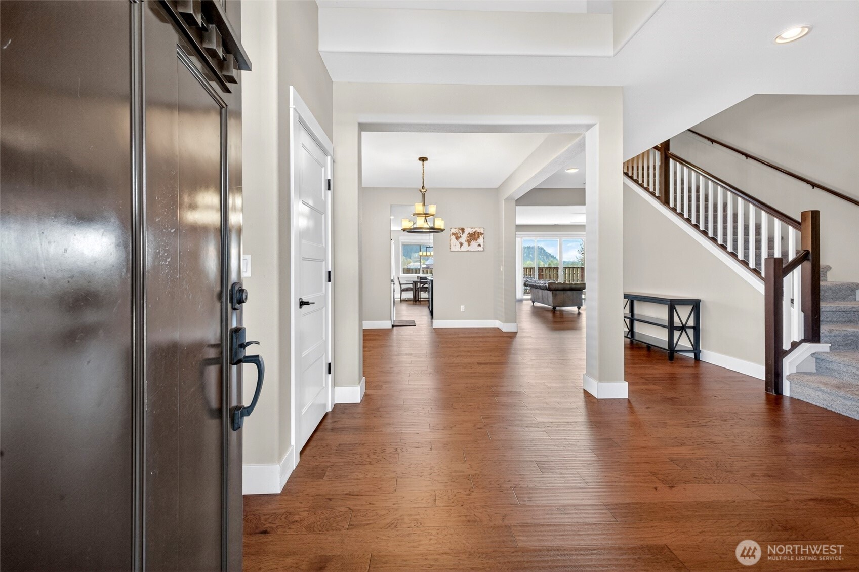 438 Riley Court E, Enumclaw, WA 98022
