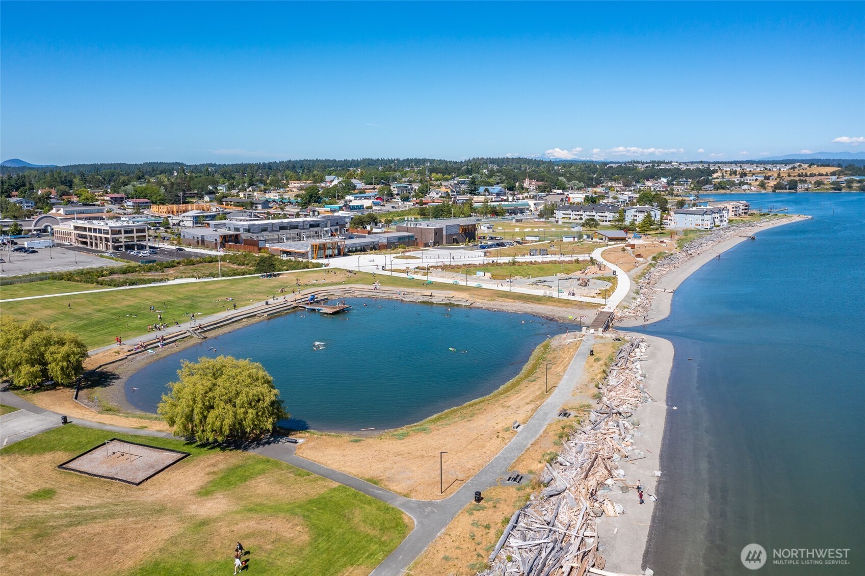 651 SE Bayshore Drive #E102, Oak Harbor, WA 98277