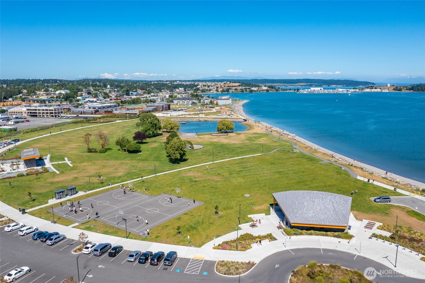 651 SE Bayshore Drive #E102, Oak Harbor, WA 98277