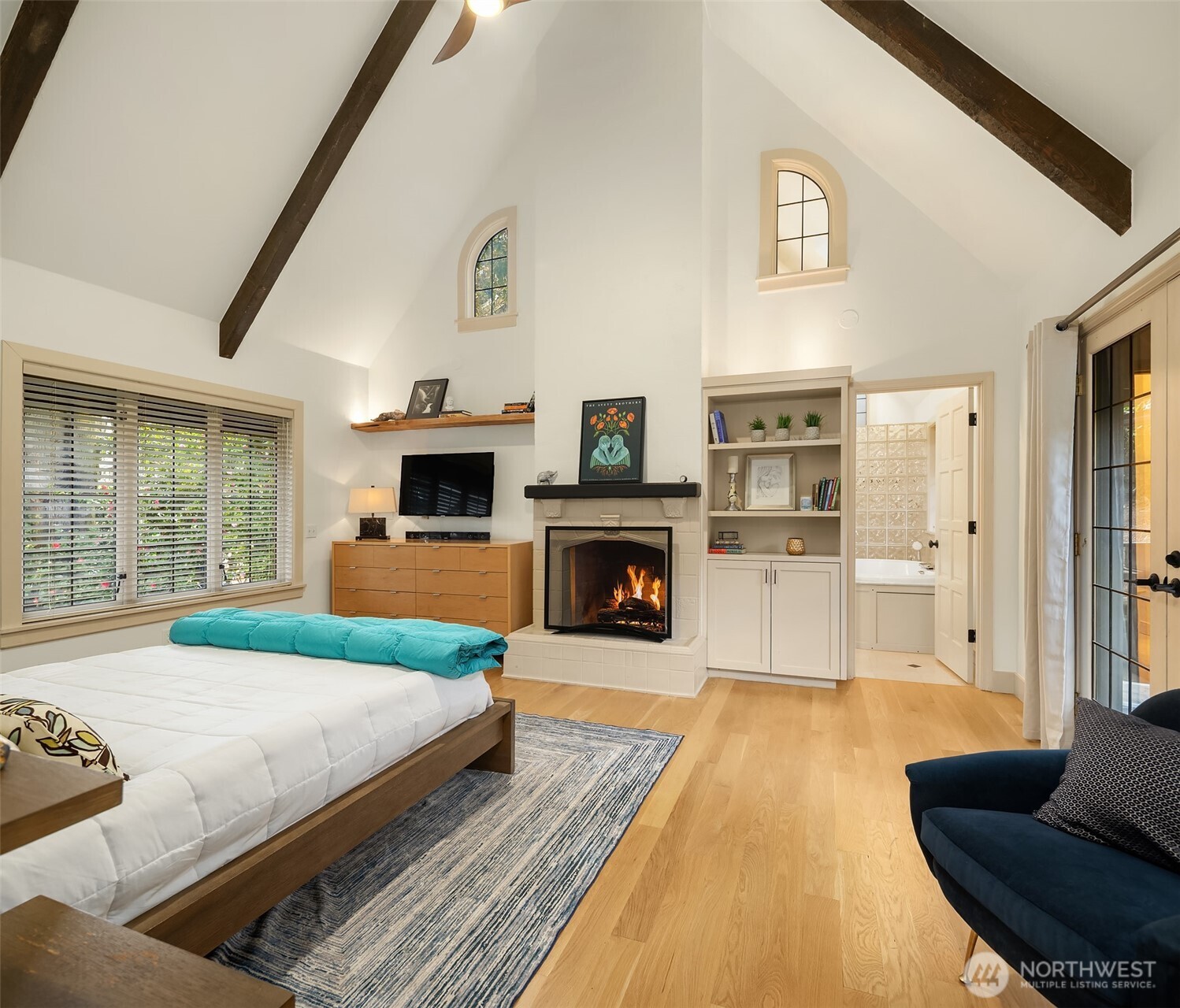 3530 W Laurelhurst Drive NE, Seattle, WA 98105