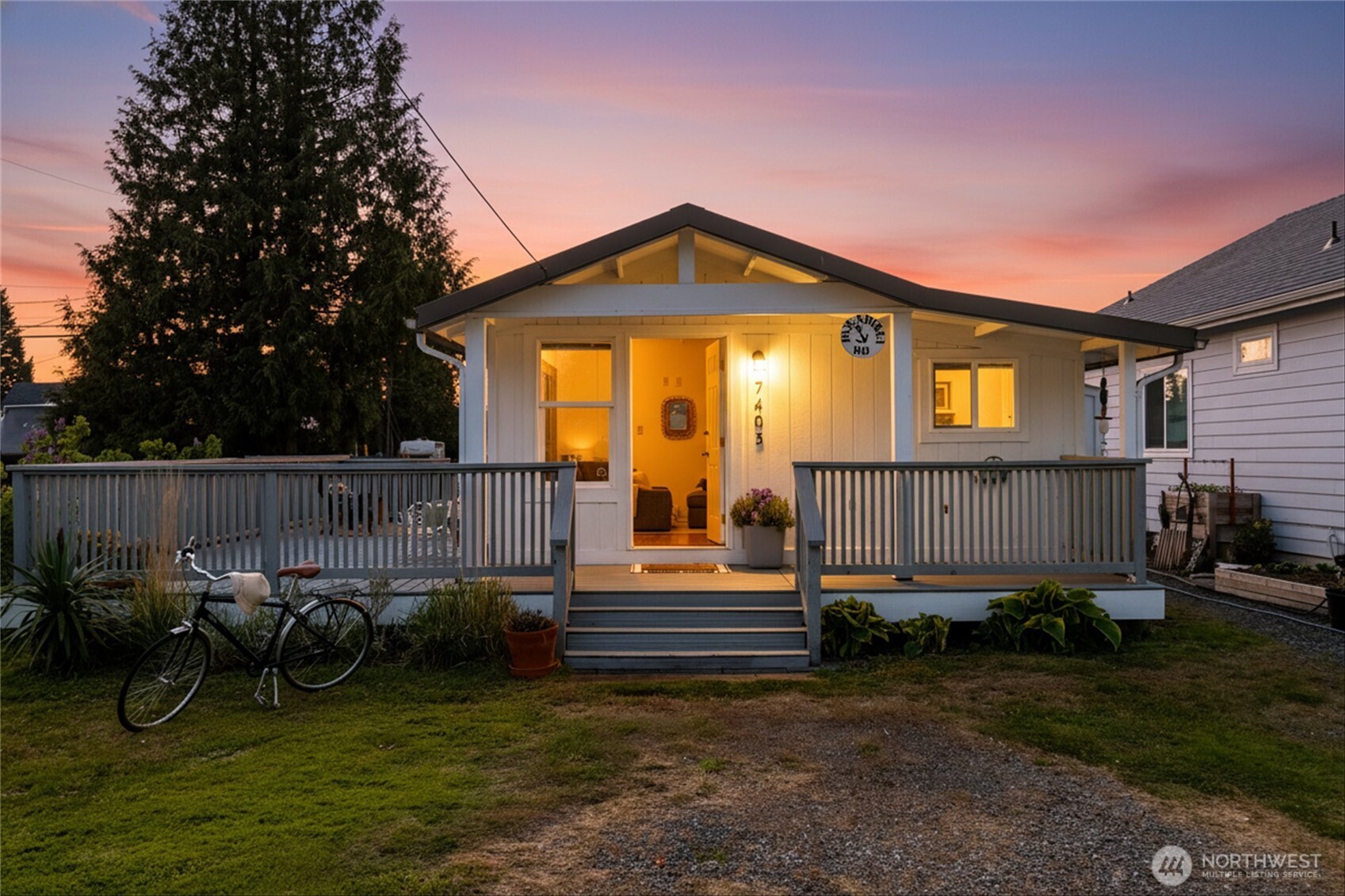 7403 Sunset Drive , Blaine, WA 98230