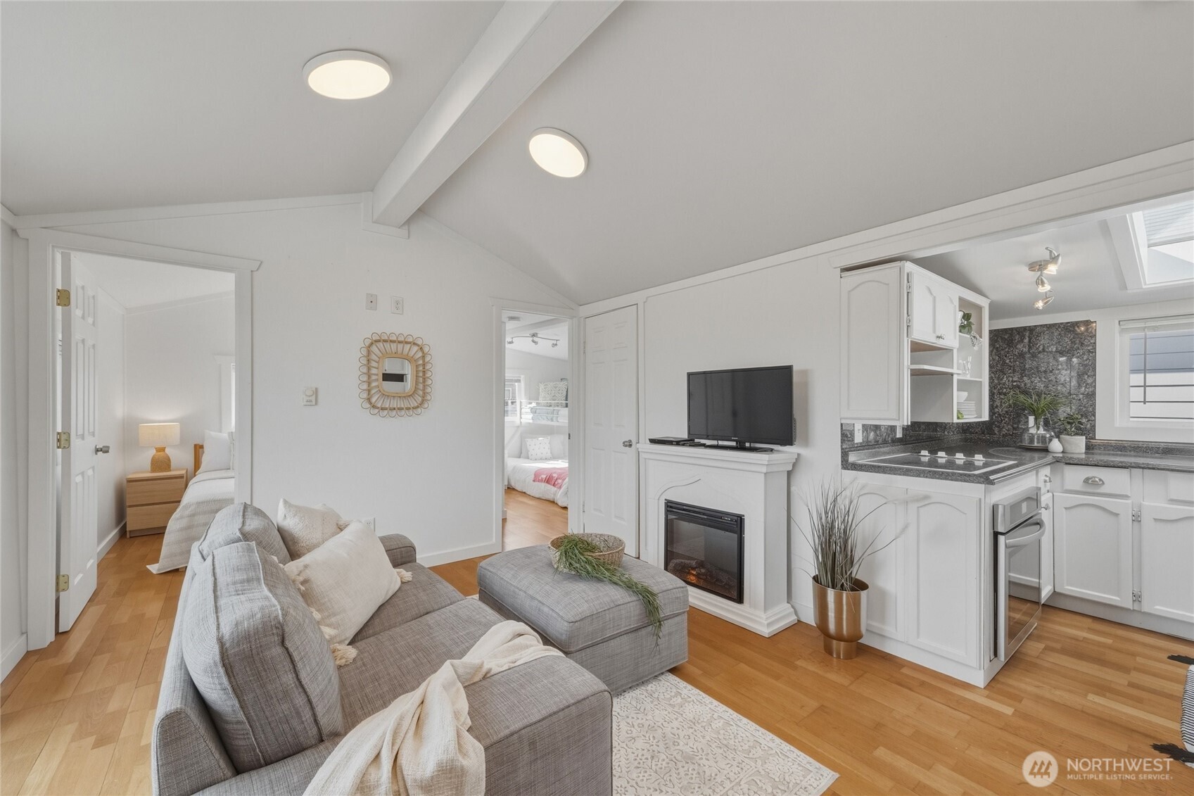 7403 Sunset Drive , Blaine, WA 98230