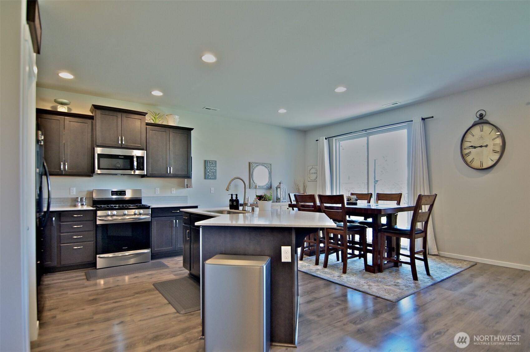 6717 281st Place NW, Stanwood, WA 98292-4541