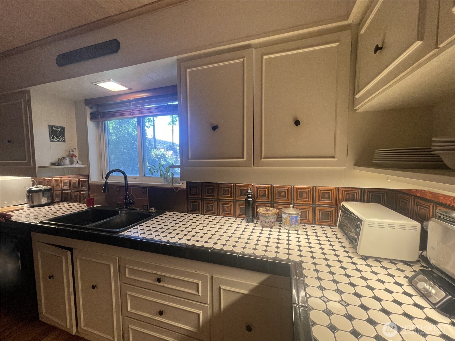 213 N 2nd Street , Dayton, WA 99328