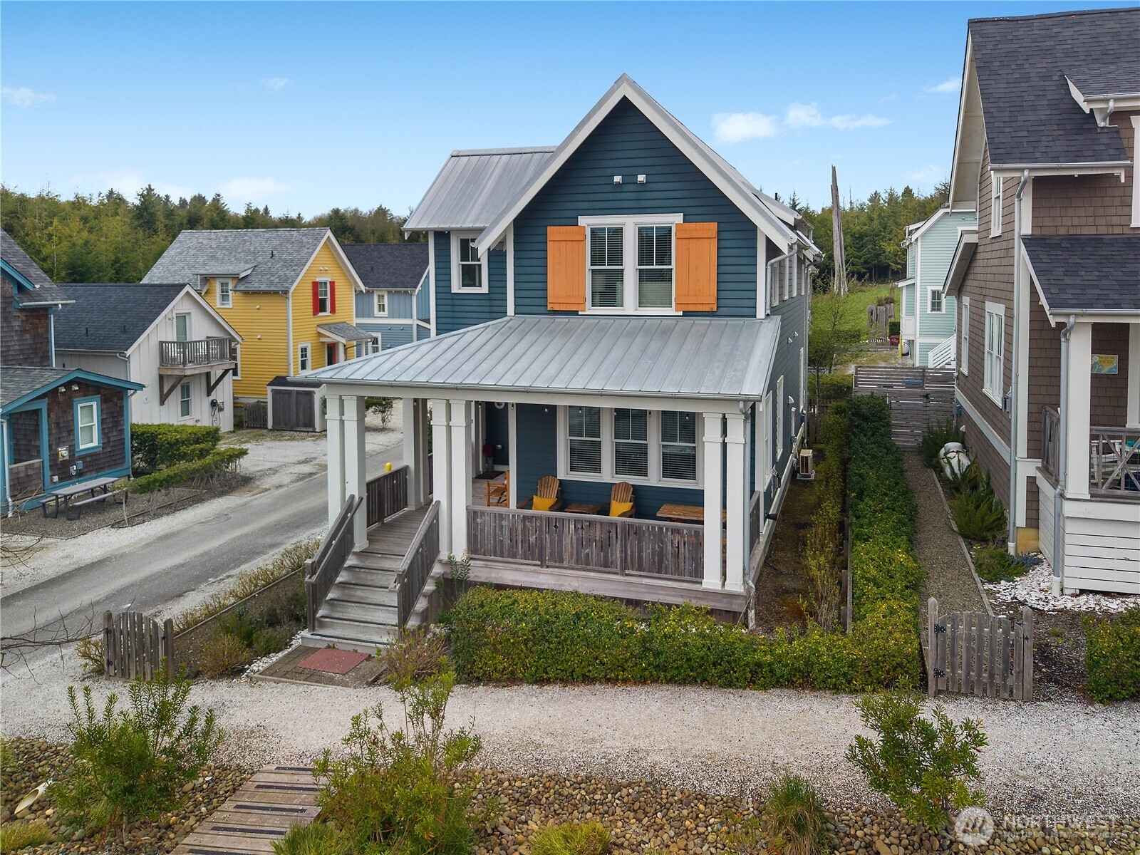 114 Horizon Street , Pacific Beach, WA 98571