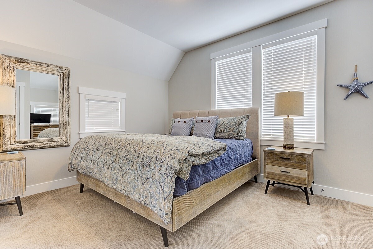 114 Horizon Street , Pacific Beach, WA 98571