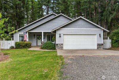 30 E Ballycastle Way , Shelton, WA 98584
