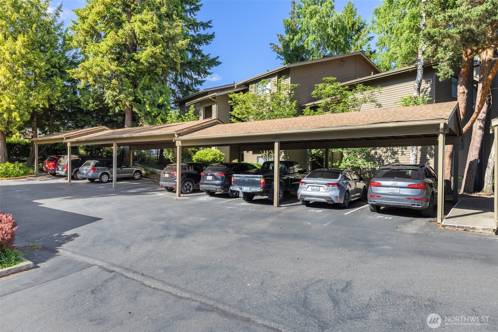 130 SW 116th Street #F32, Seattle, WA 98146
