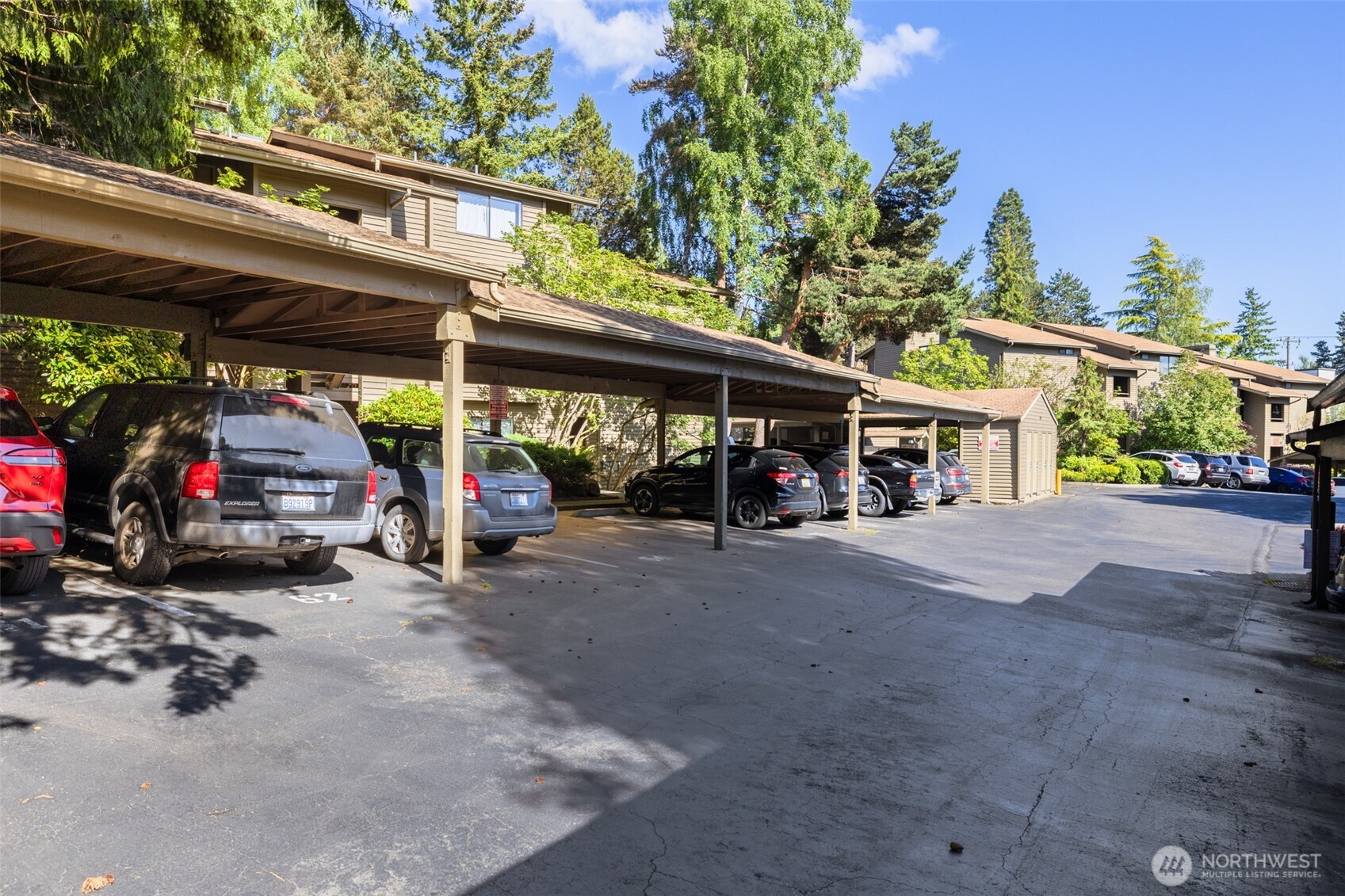 130 SW 116th Street #F32, Seattle, WA 98146