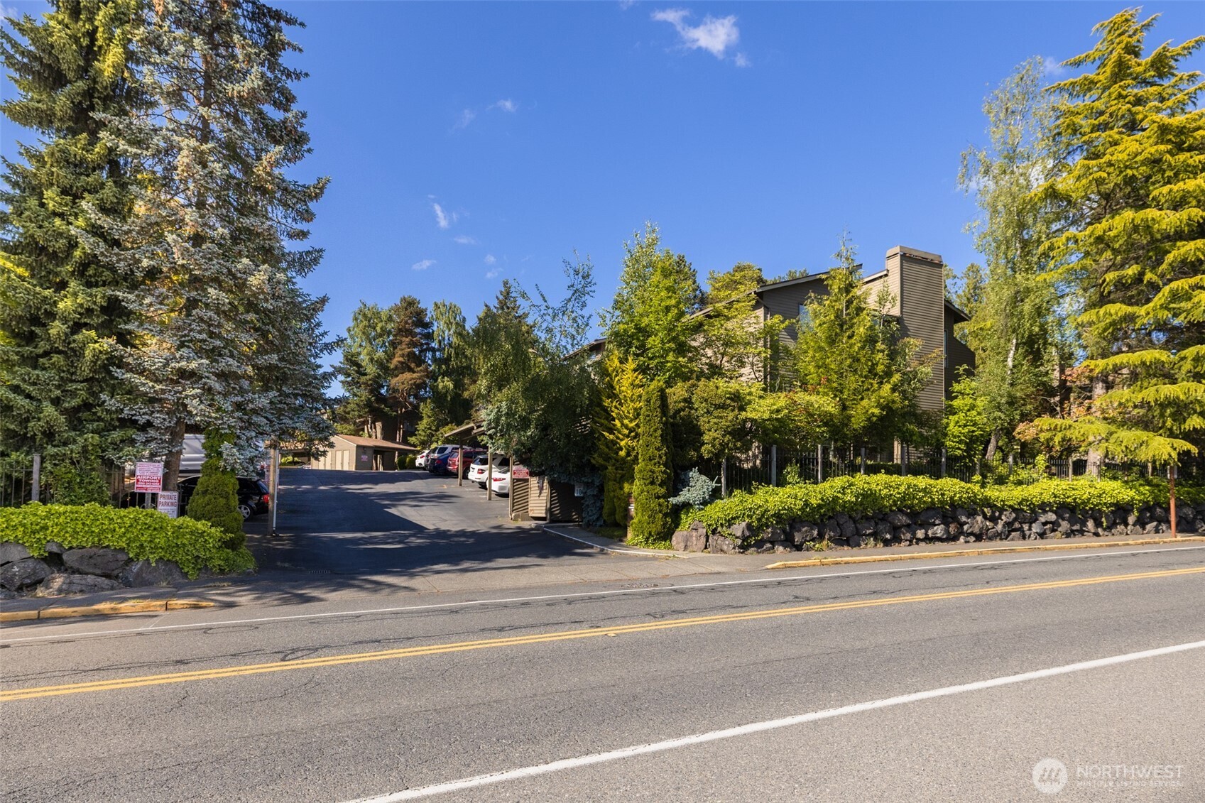 130 SW 116th Street #F32, Seattle, WA 98146