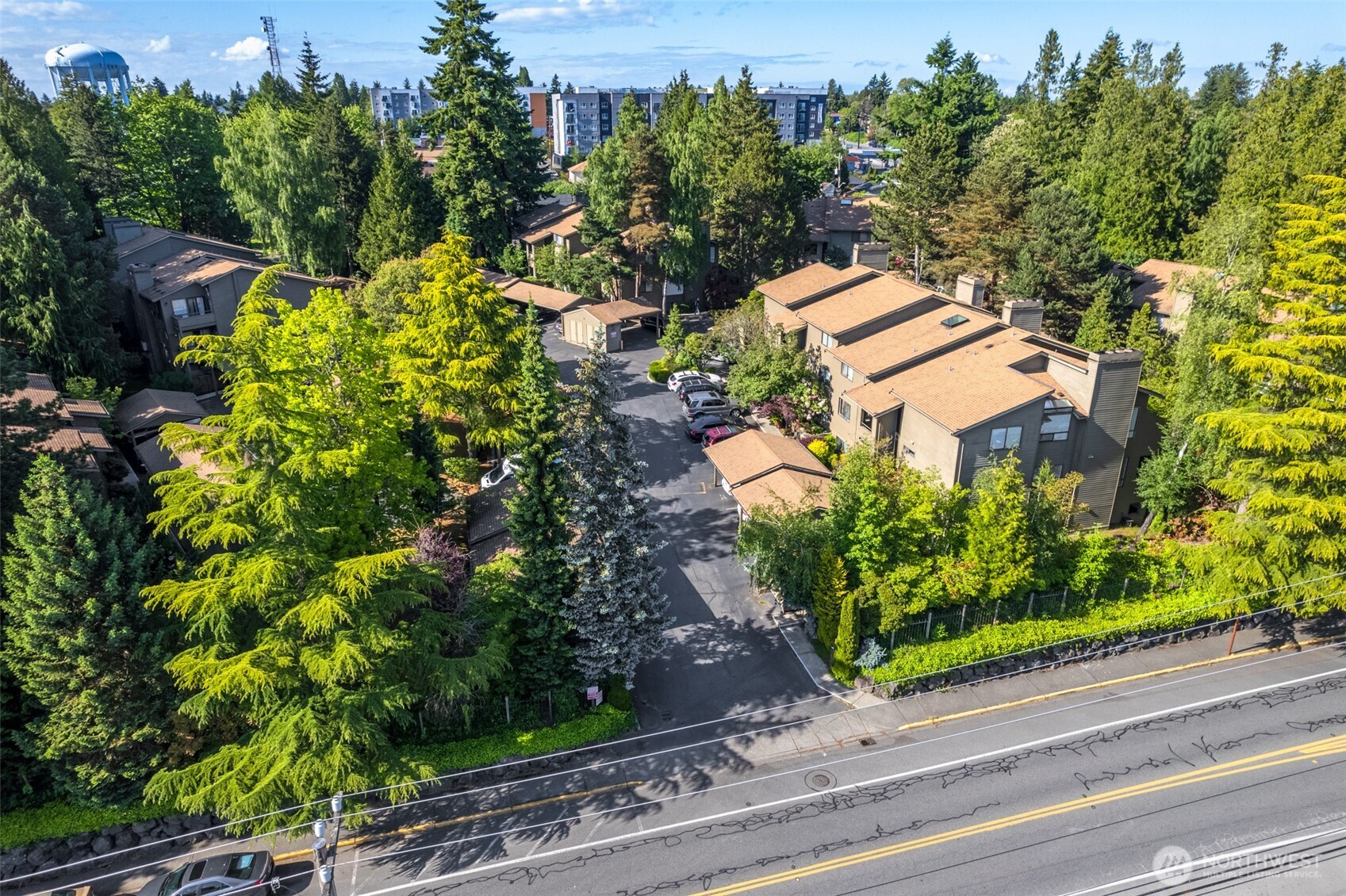 130 SW 116th Street #F32, Seattle, WA 98146