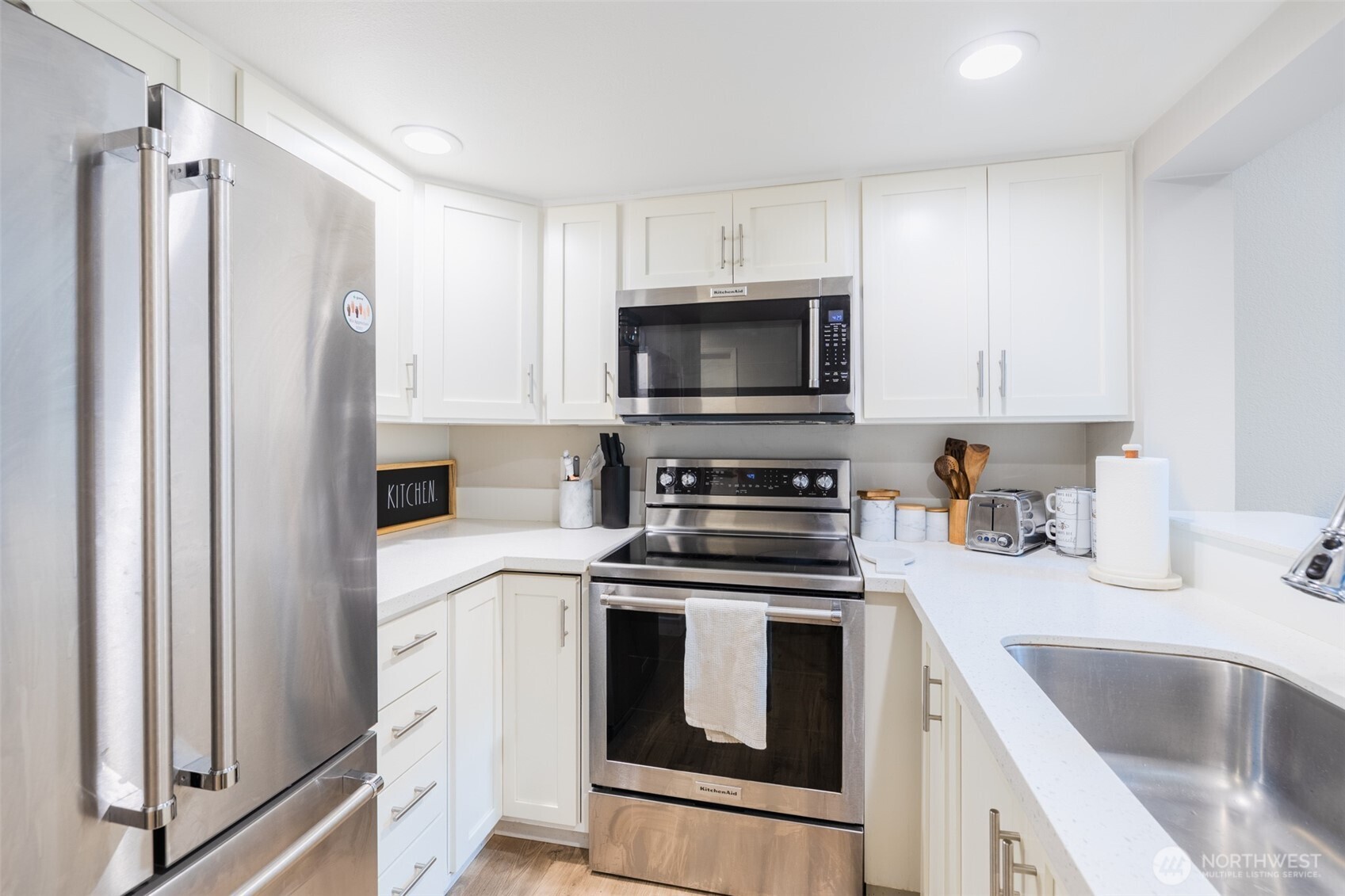 130 SW 116th Street #F32, Seattle, WA 98146