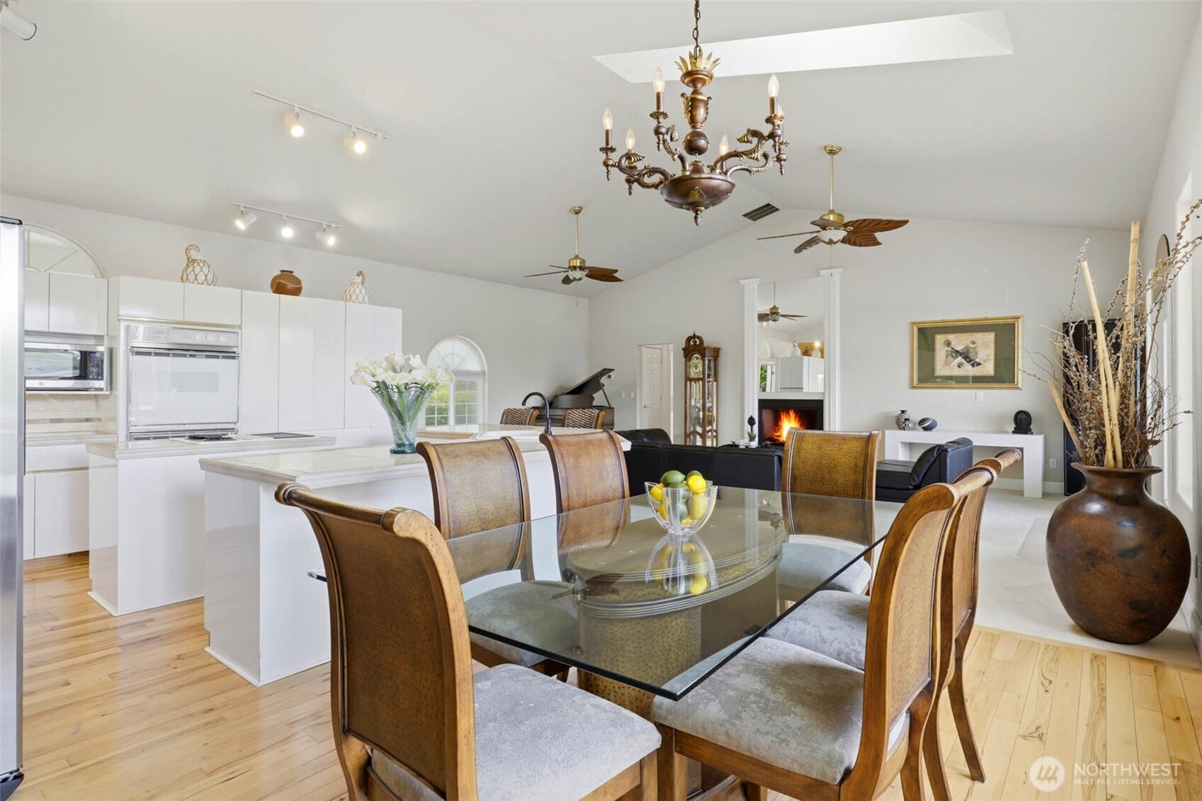 3413 Eastlake Drive , West Richland, WA 99353
