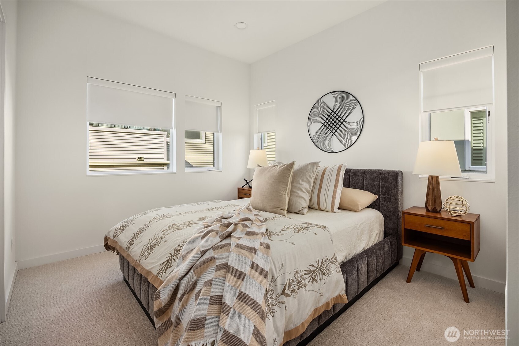 12526 15th Avenue NE #D, Seattle, WA 98125