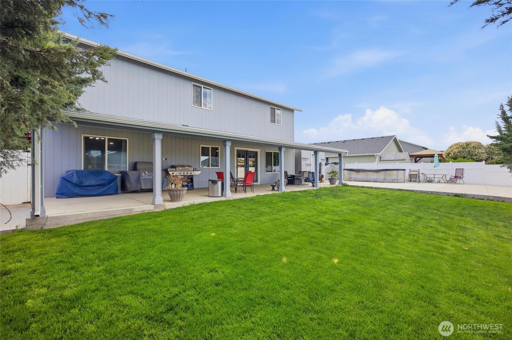 802 Willow Avenue NE, Quincy, WA 98848