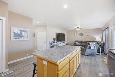 802 Willow Avenue NE, Quincy, WA 98848 - Photo 10