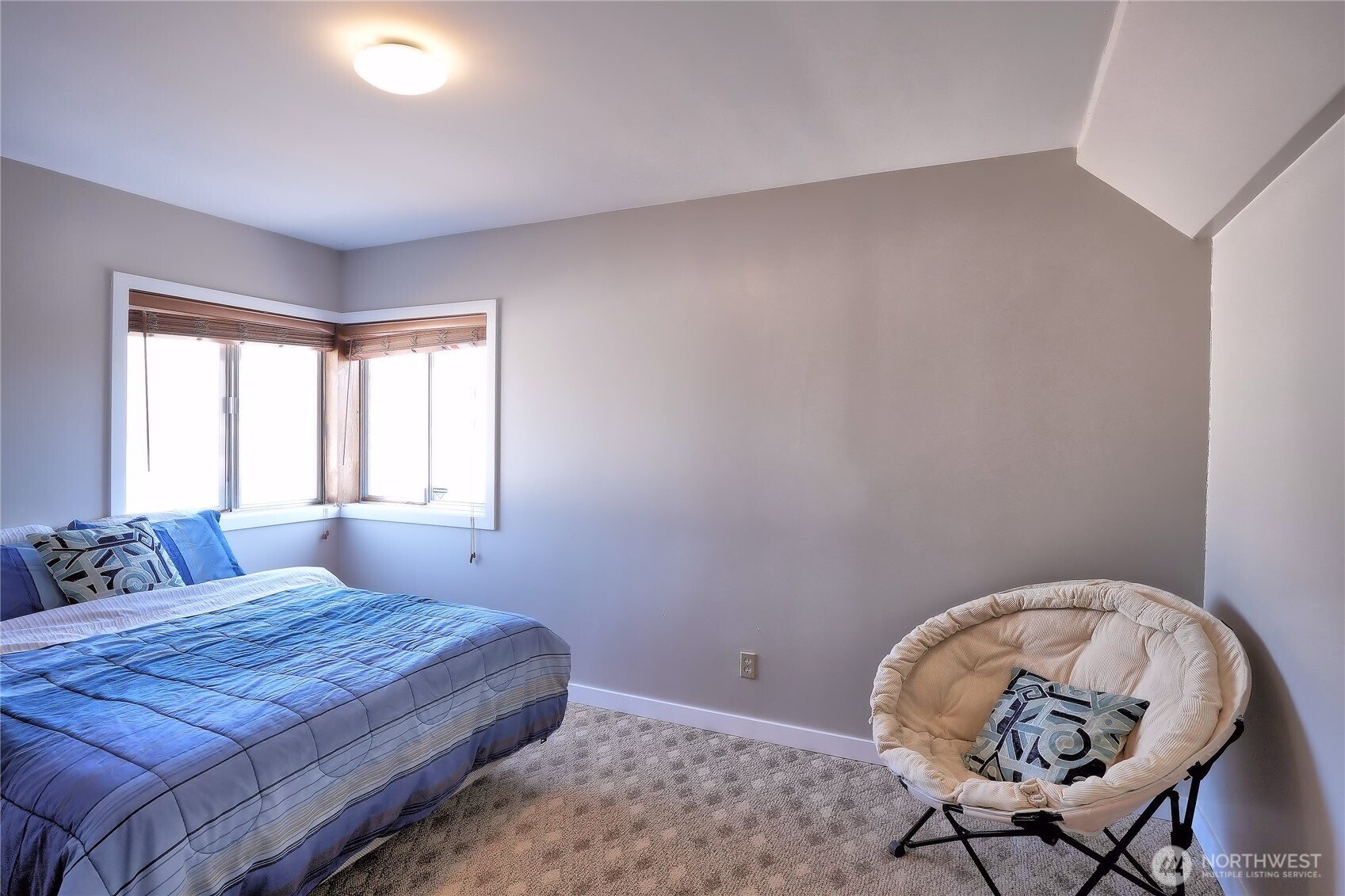 2101 W Lakeside Drive , Moses Lake, WA 98837