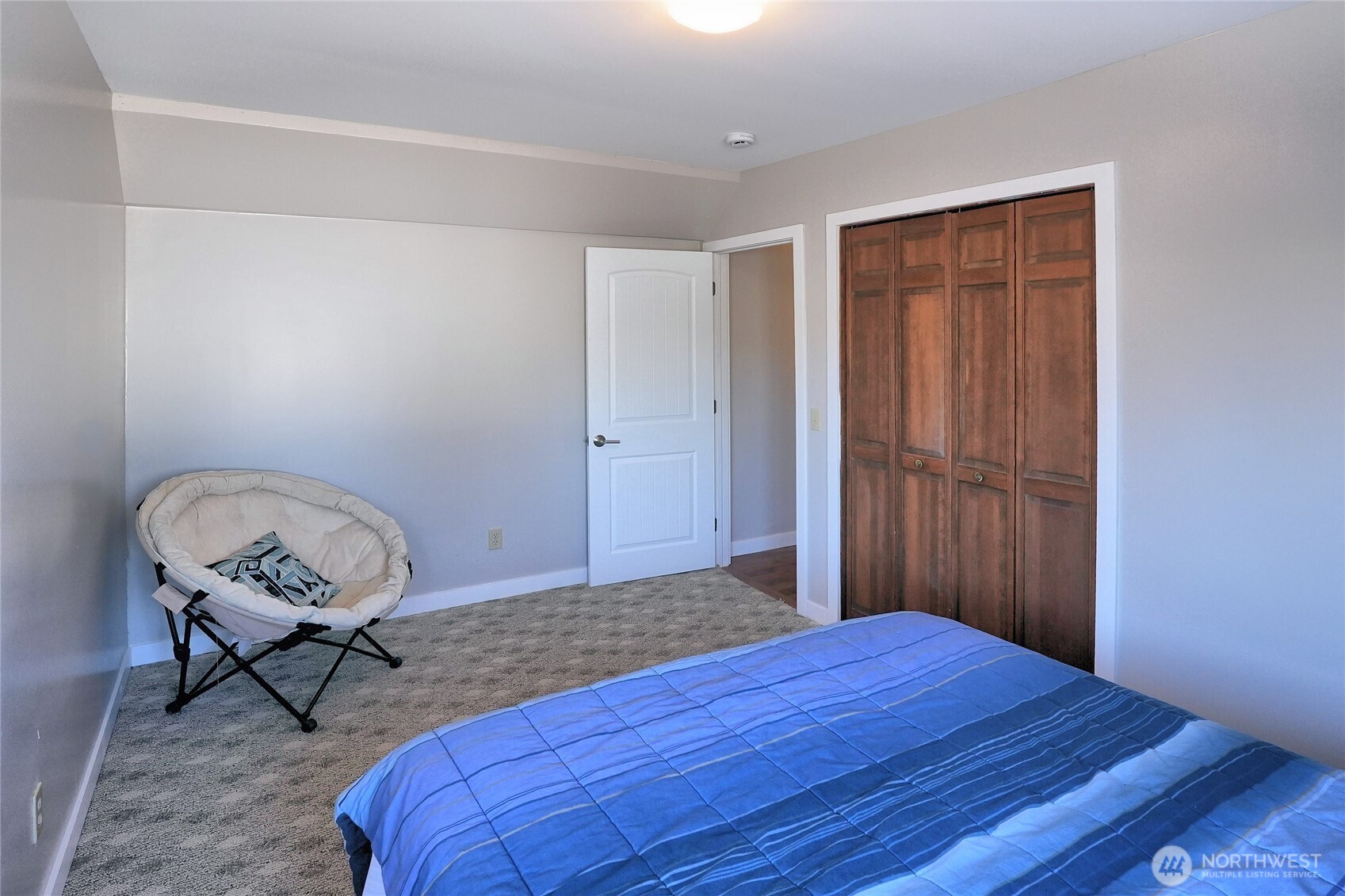 2101 W Lakeside Drive , Moses Lake, WA 98837