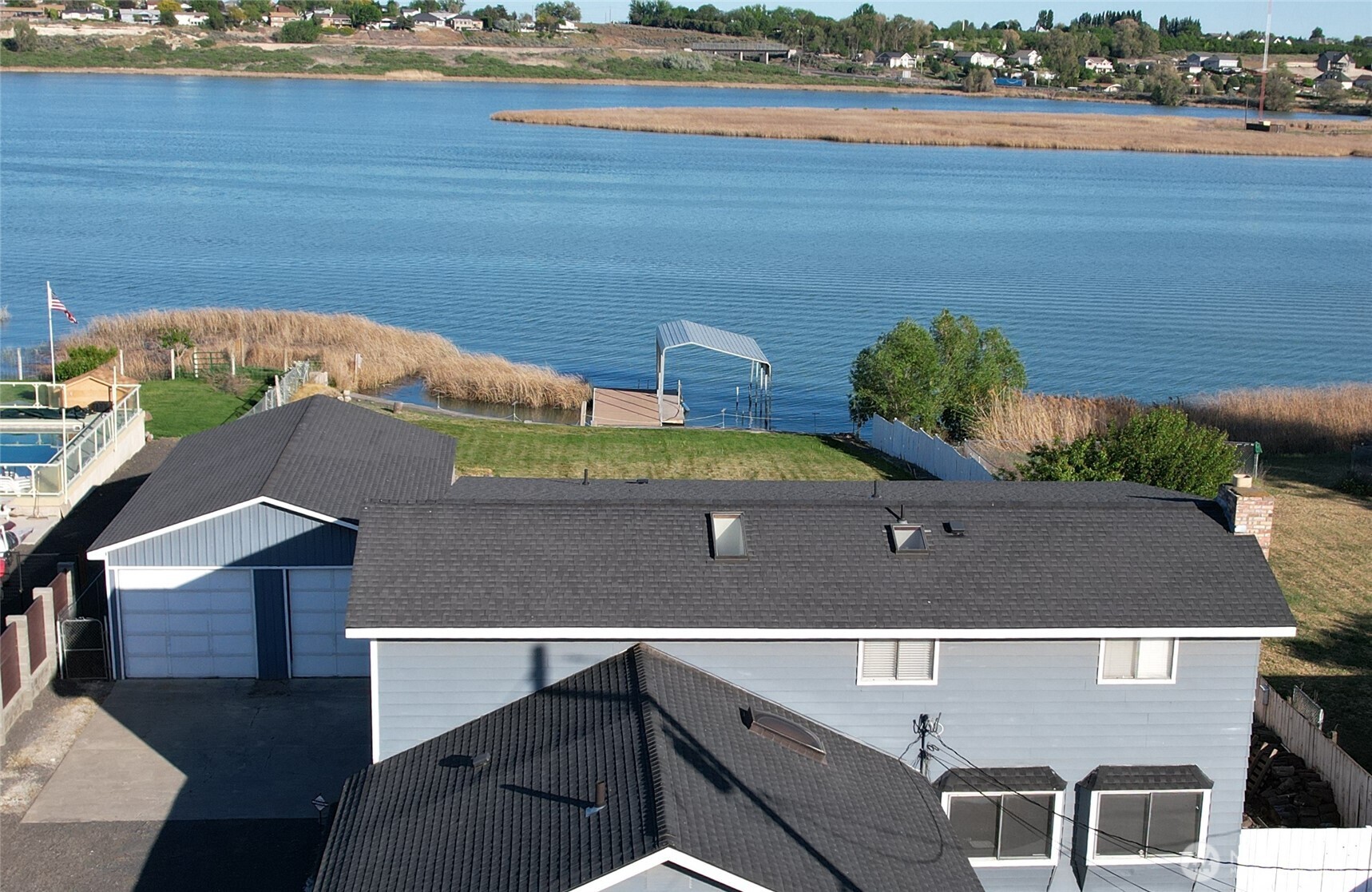 2101 W Lakeside Drive , Moses Lake, WA 98837