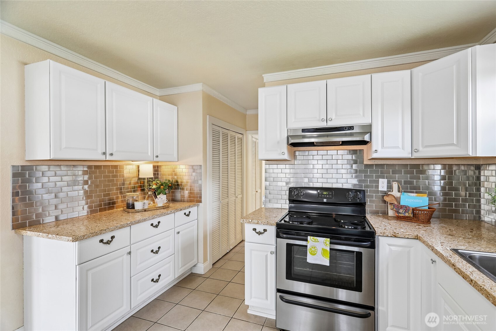 2155 S M Street , Tacoma, WA 98405