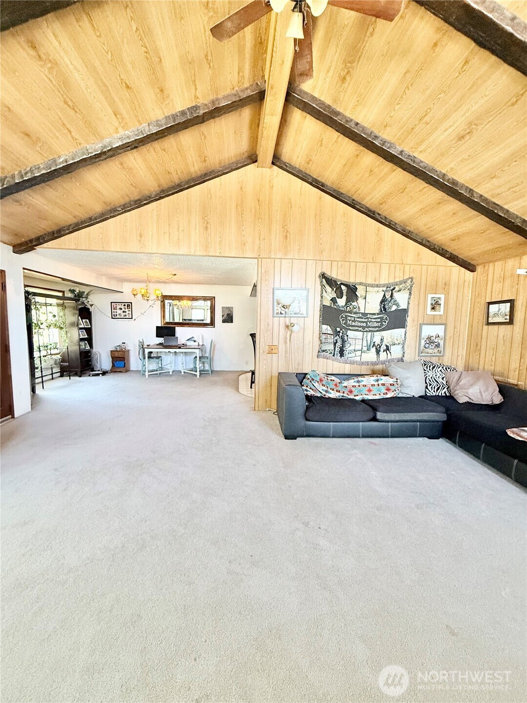 522 Golden Street , Oroville, WA 98844