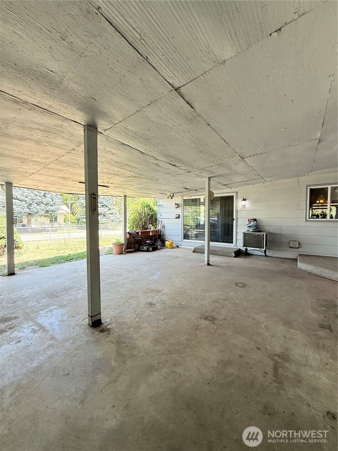 522 Golden Street , Oroville, WA 98844